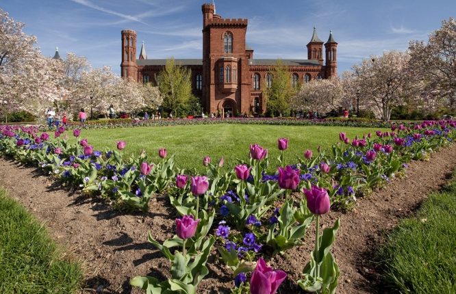 Smithsonian Castle